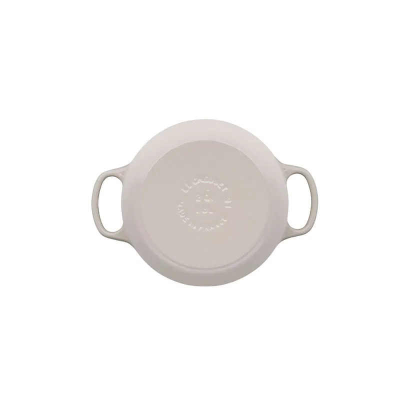 Le Creuset Signature Cast Iron Round Casserole Meringue 18cm