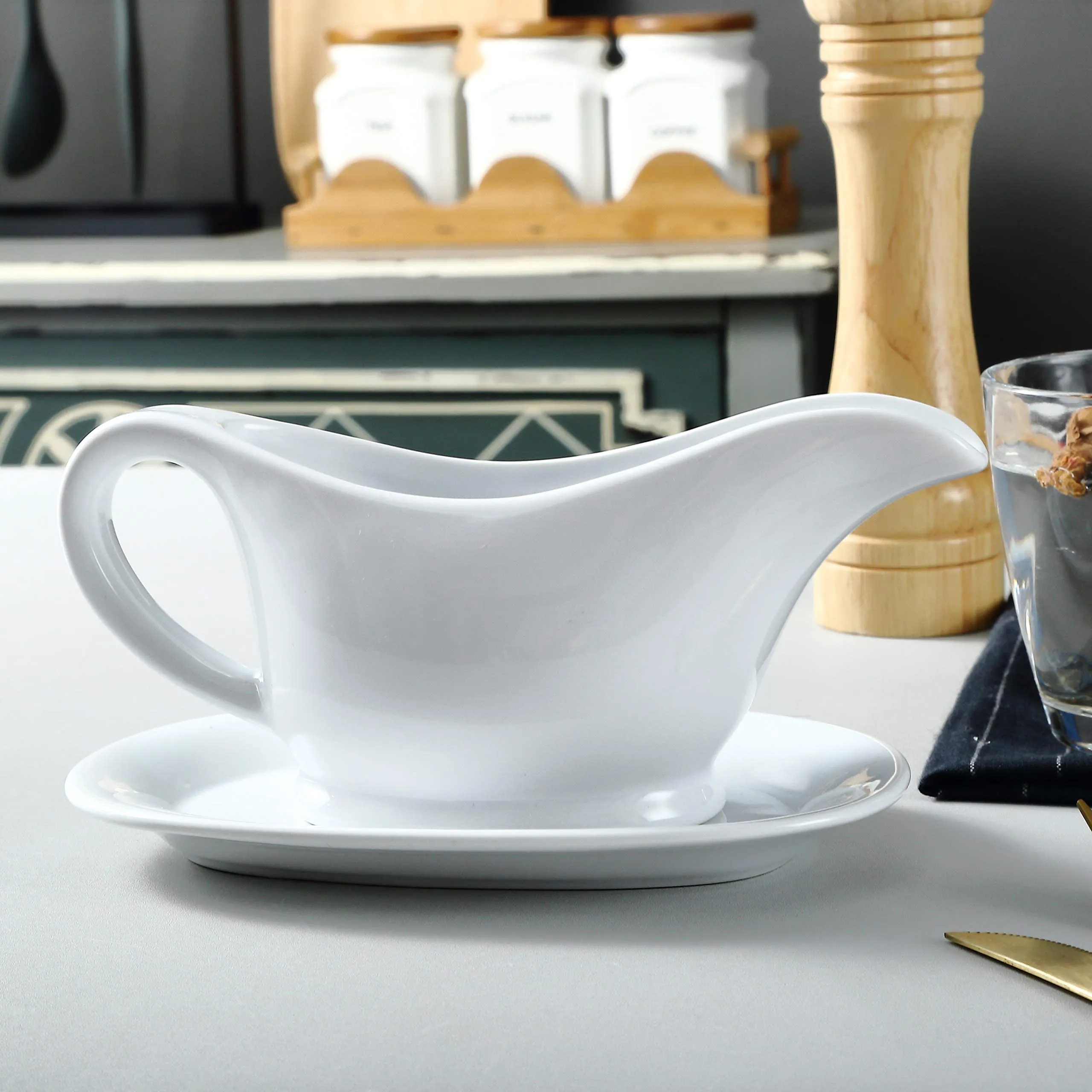 R Ceramic Gravy Boat And Tray For Salad Dressings Milk Broth Creamer Micro
